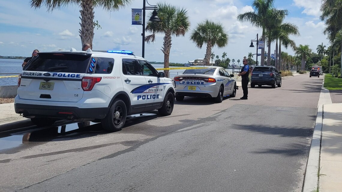 Bradenton FL police investigating death at Riverwalk park | Bradenton ...
